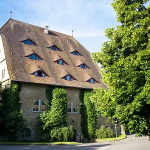 Youth Hostal